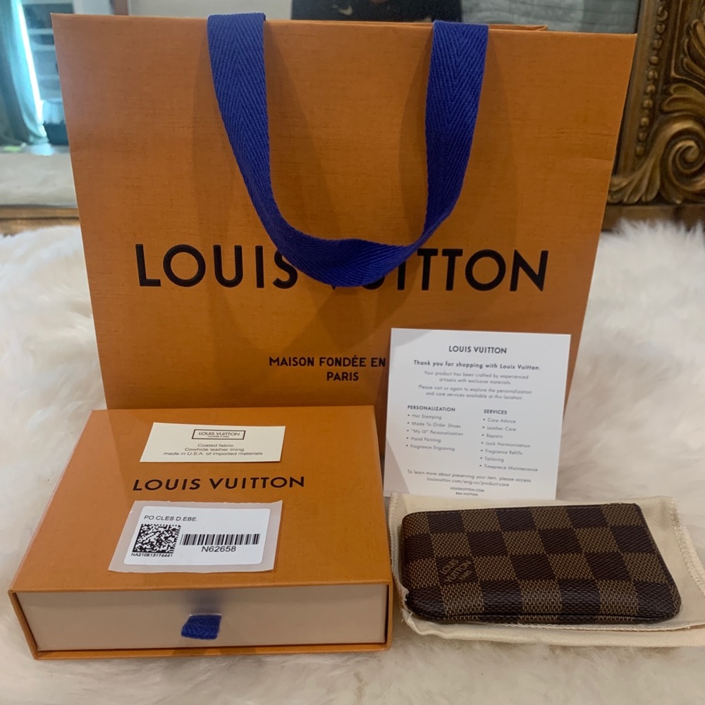 Authentic Louis Vuitton Key Cles (Key Pouch) in Damier Ebene
